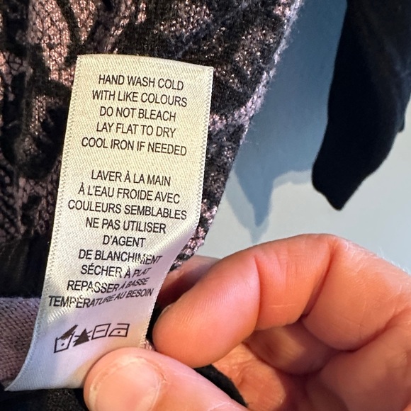 🌸Ricki's Black and Purple Floral Sweater - Picture 5 of 5